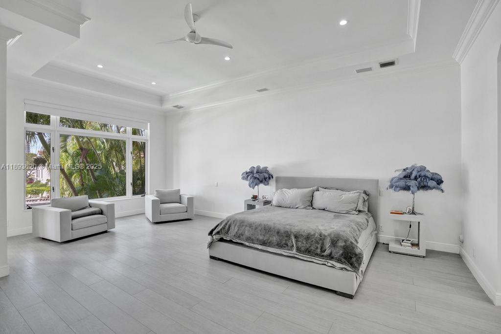 1516 Island Blvd Aventura, FL 33160