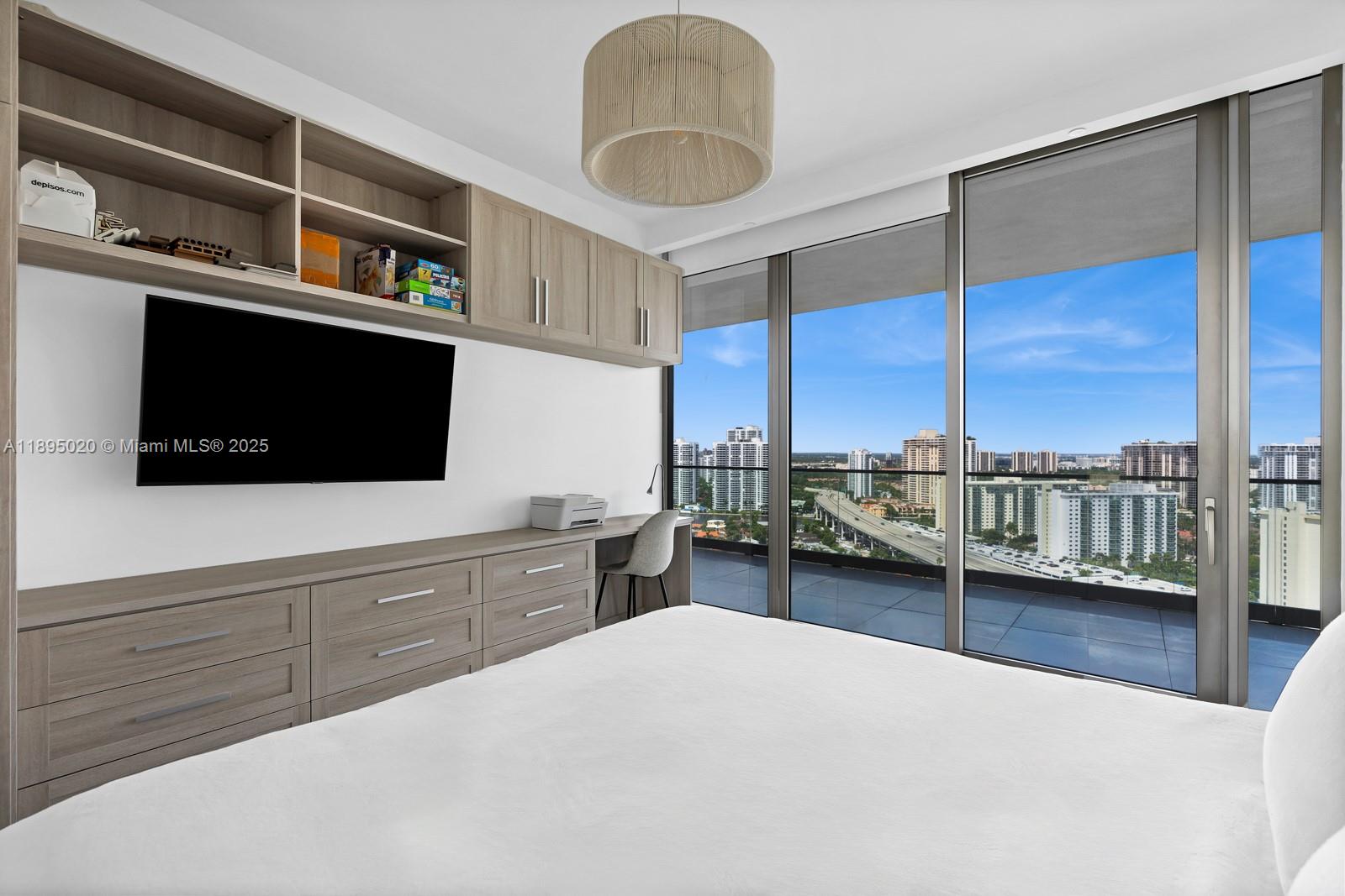 image Armani Casa10