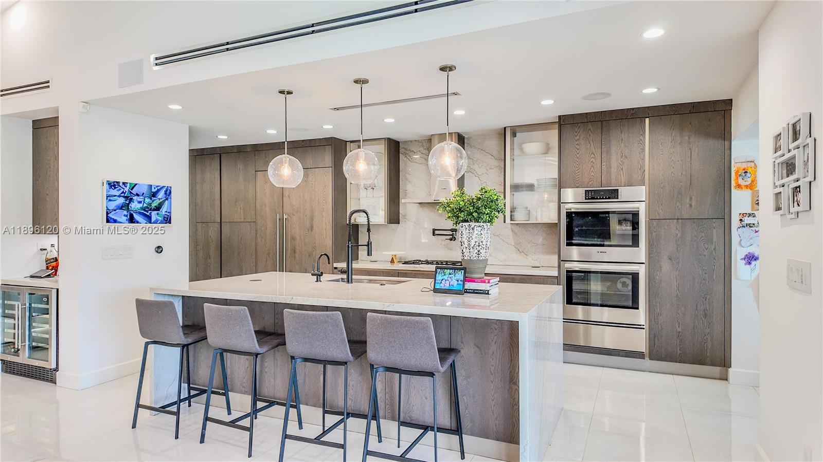 12855 Maple Rd North Miami, FL 33181