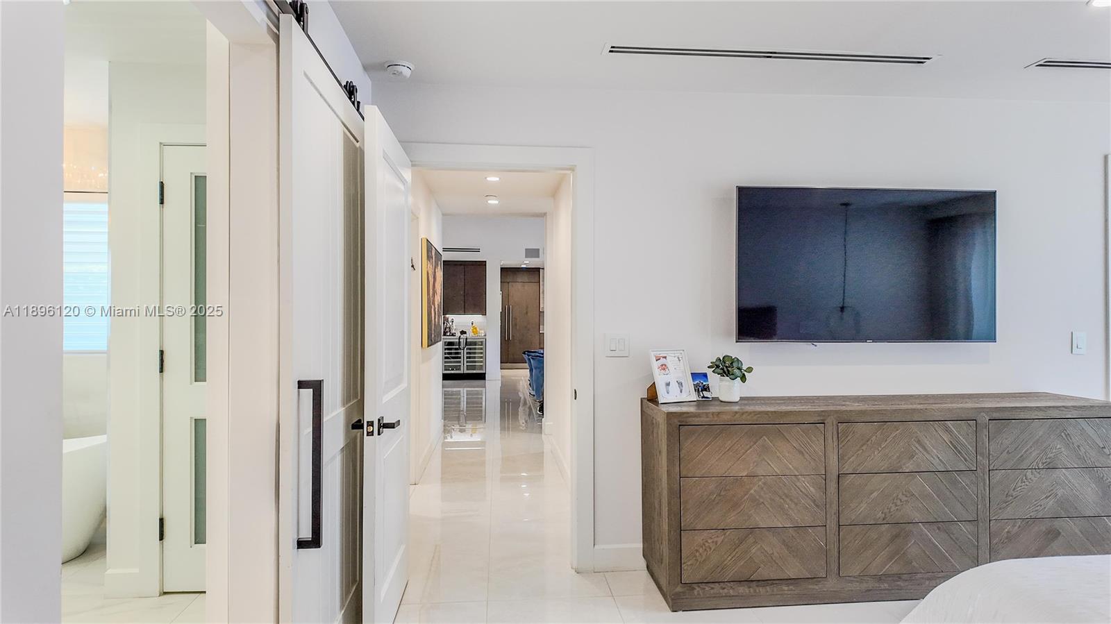 12855 Maple Rd North Miami, FL 33181