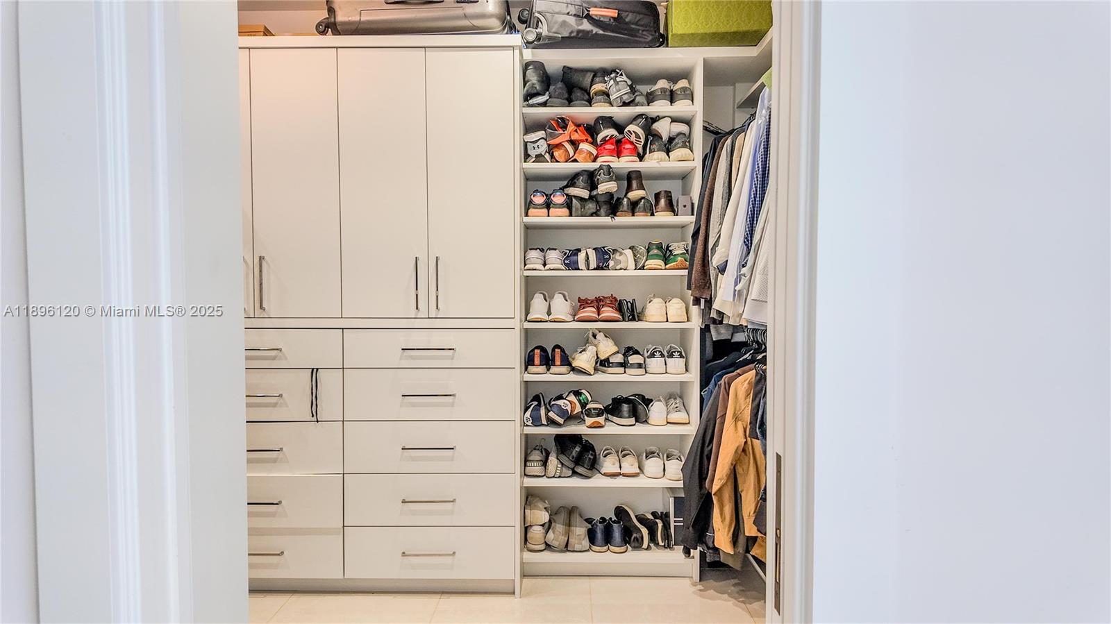 12855 Maple Rd North Miami, FL 33181