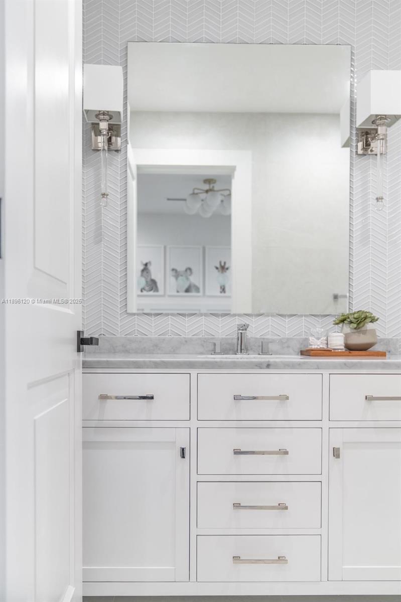 12855 Maple Rd North Miami, FL 33181