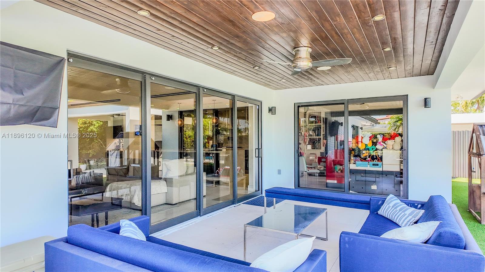 12855 Maple Rd North Miami, FL 33181