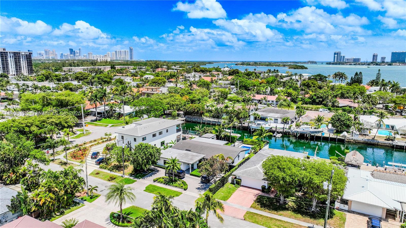 12855 Maple Rd North Miami, FL 33181