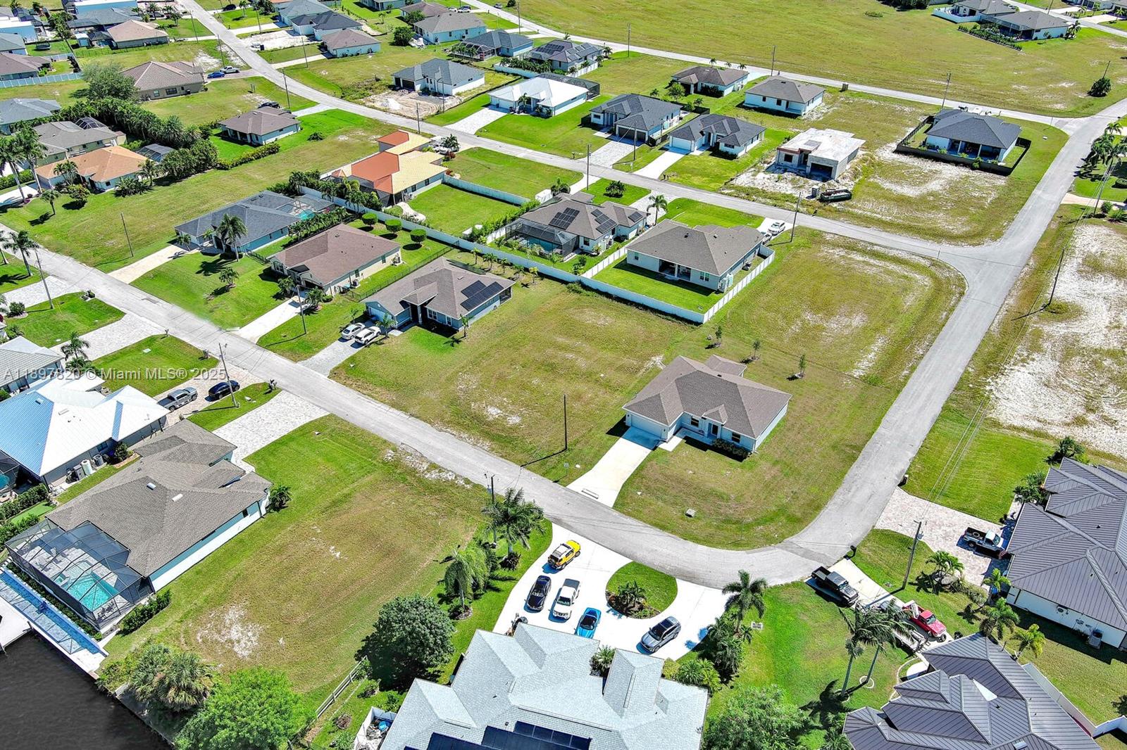 3548 NW 21st Ter Cape Coral, FL 33993