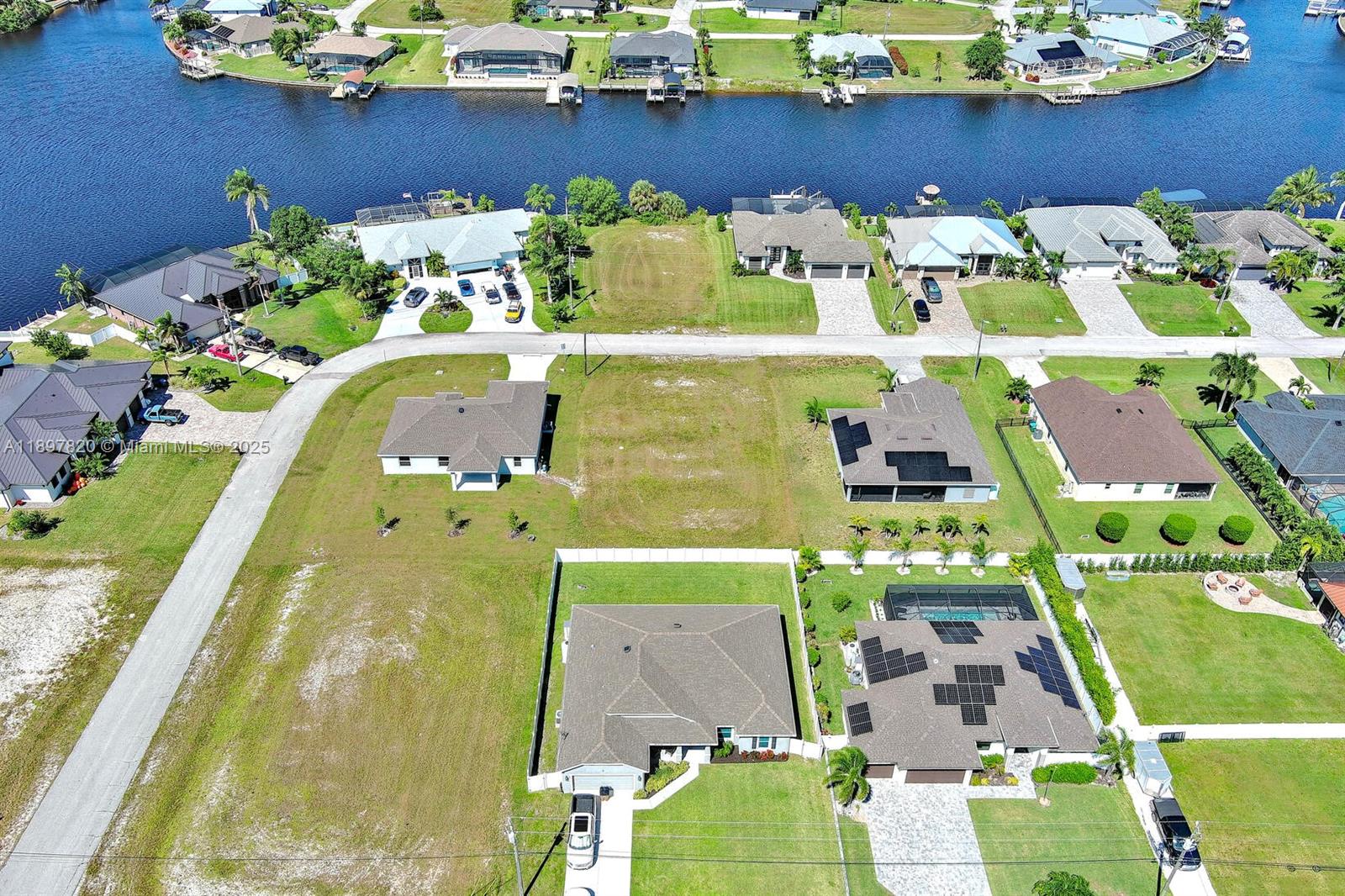 3548 NW 21st Ter Cape Coral, FL 33993