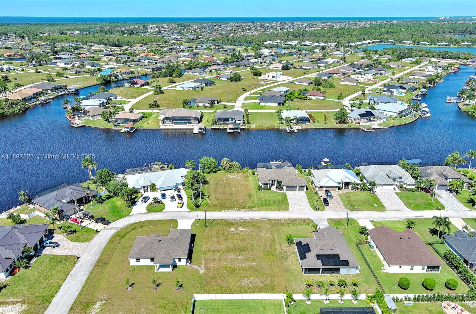 3548 NW 21st Ter Cape Coral, FL 33993