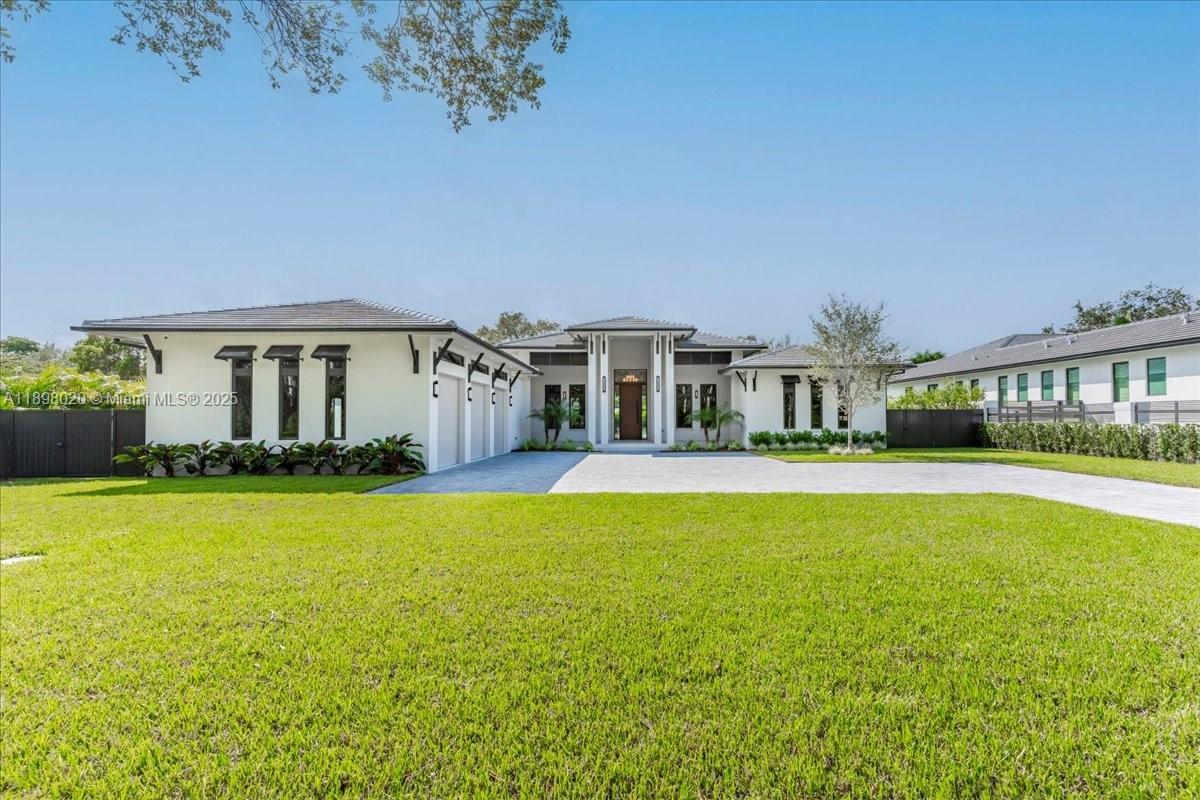 7110 SW 82th Ave