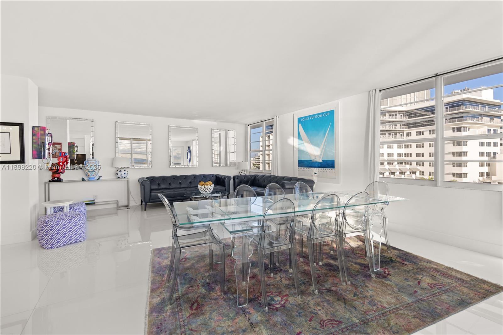 image The Decoplage Condominium13