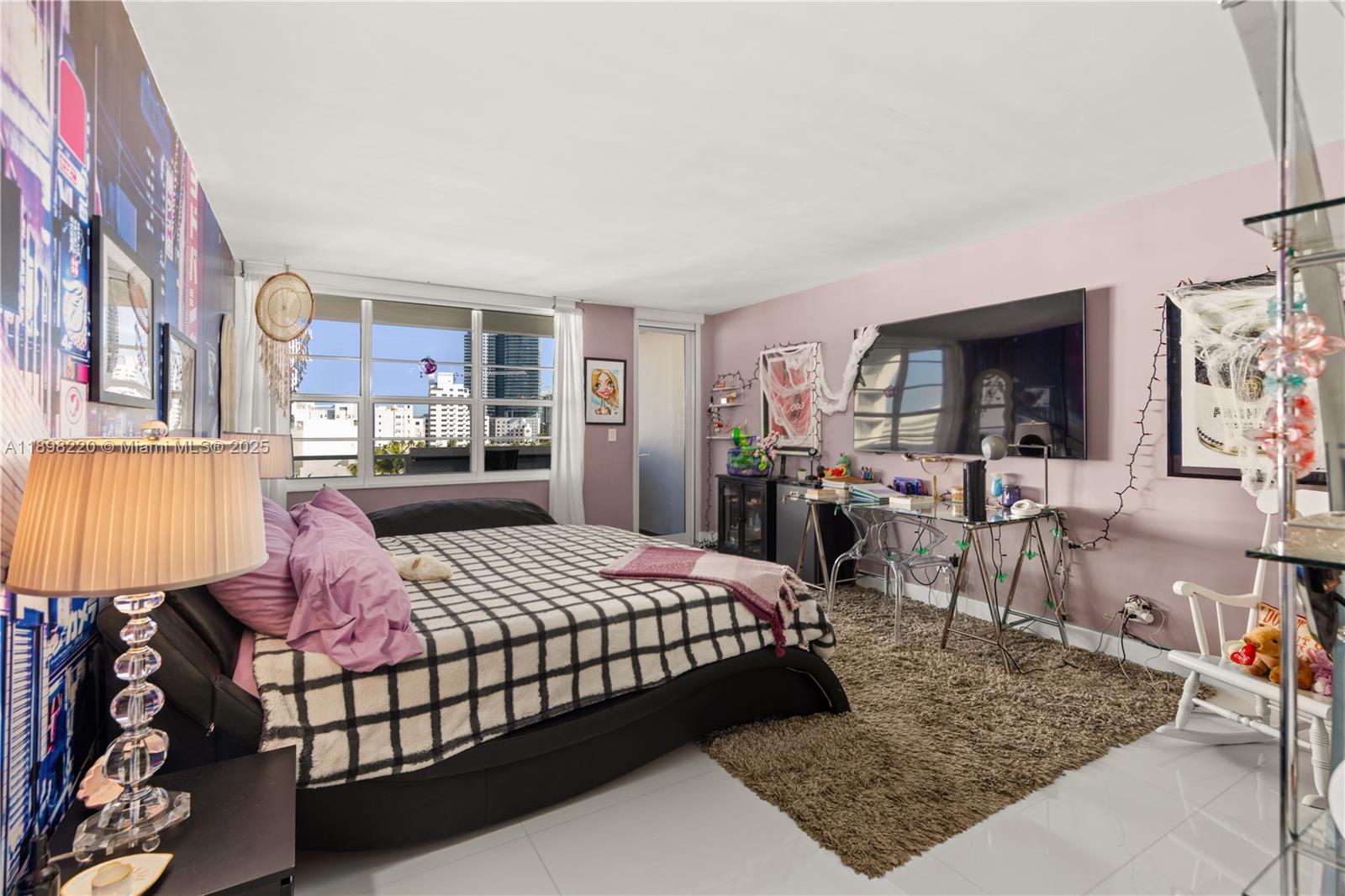 image The Decoplage Condominium26