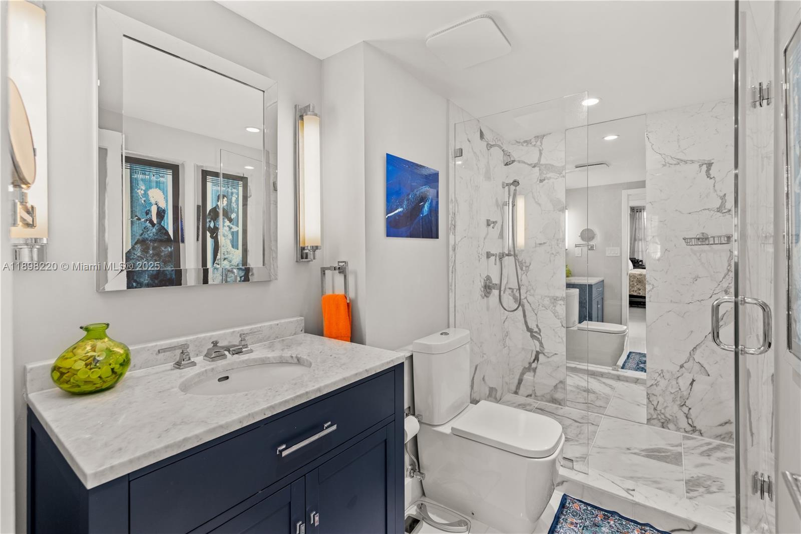image The Decoplage Condominium31