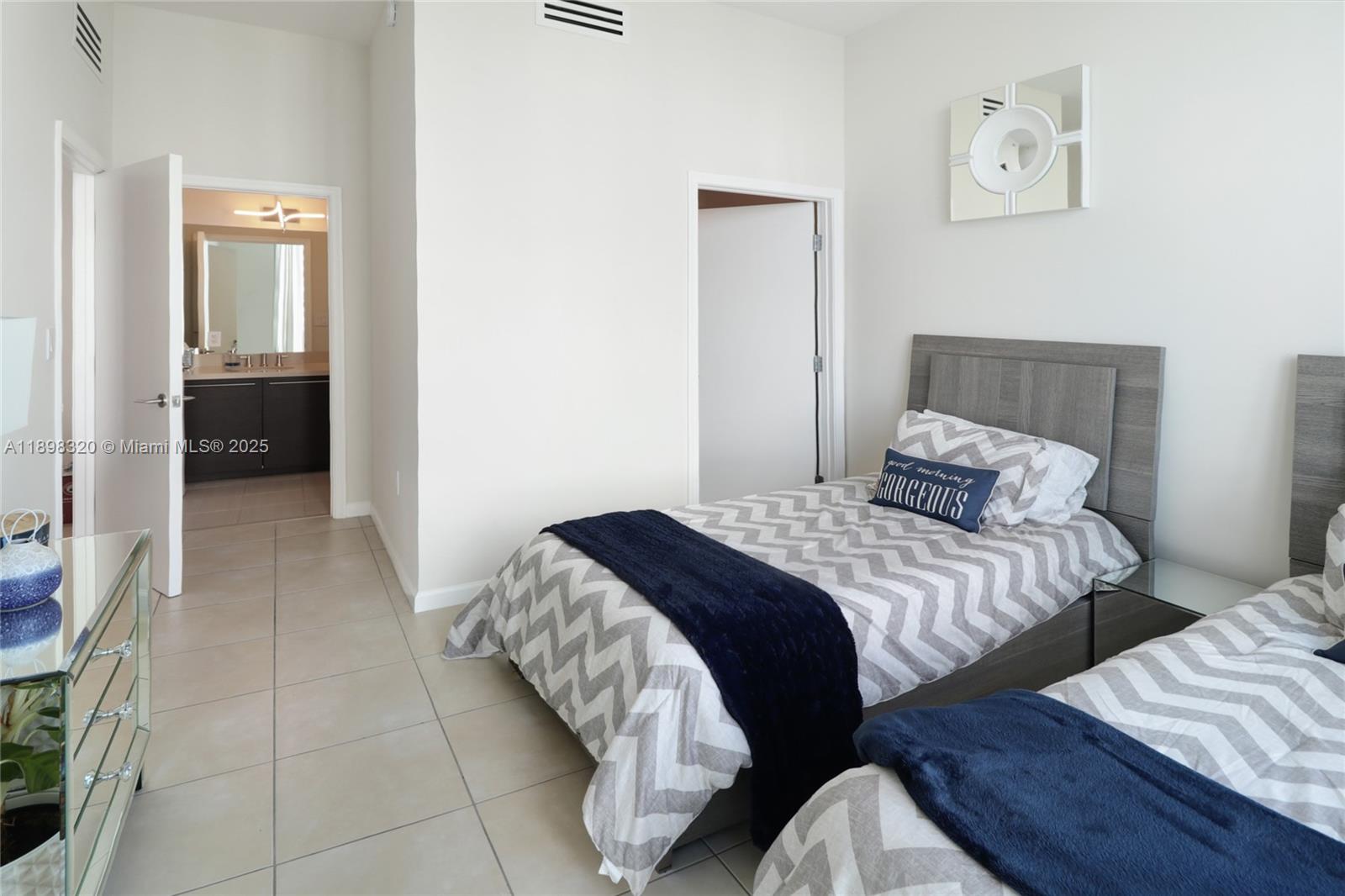 image Eloquence On The Bay16