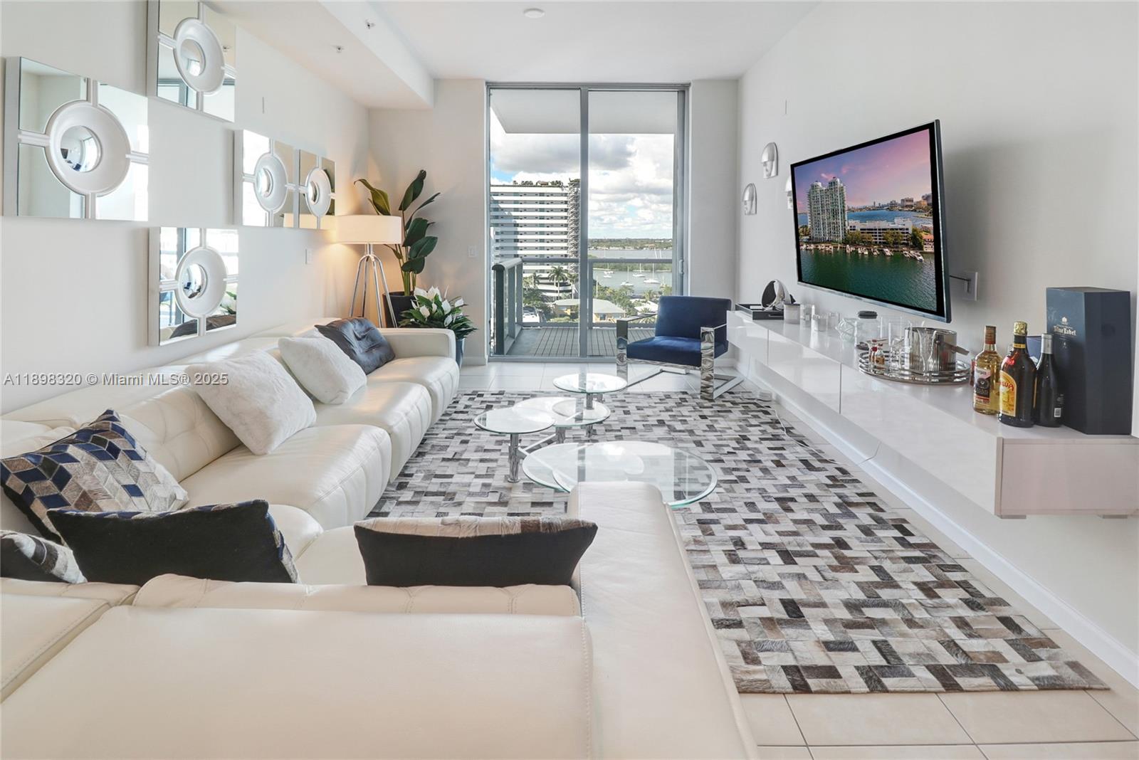 image Eloquence On The Bay7