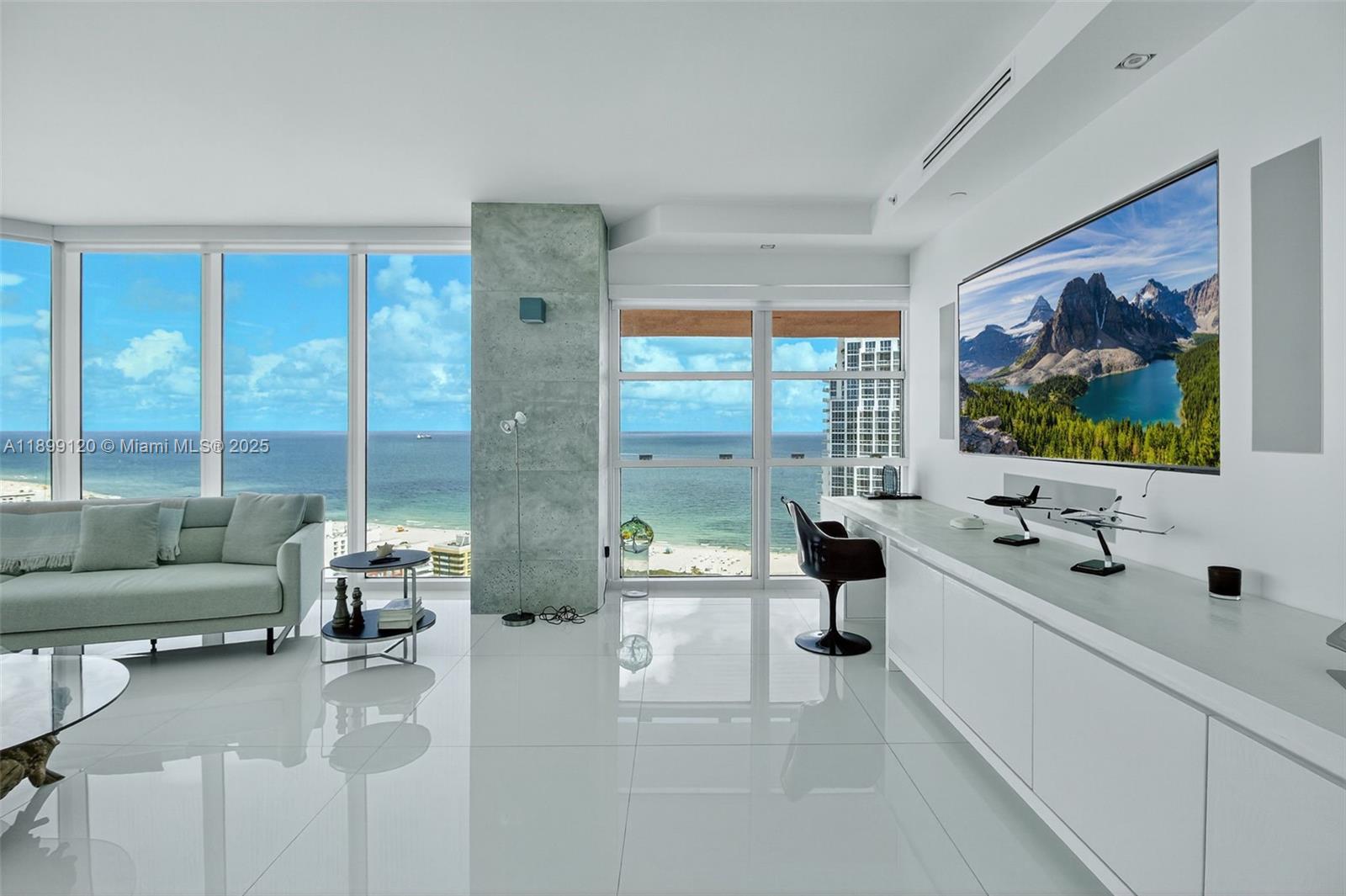image Portofino Towers18