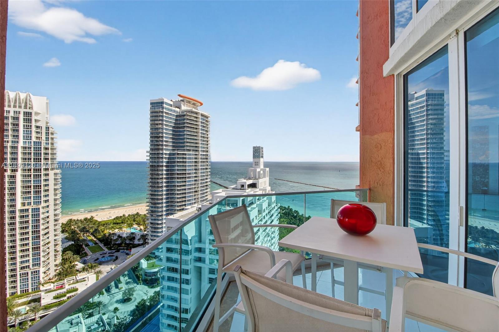 image Portofino Towers45