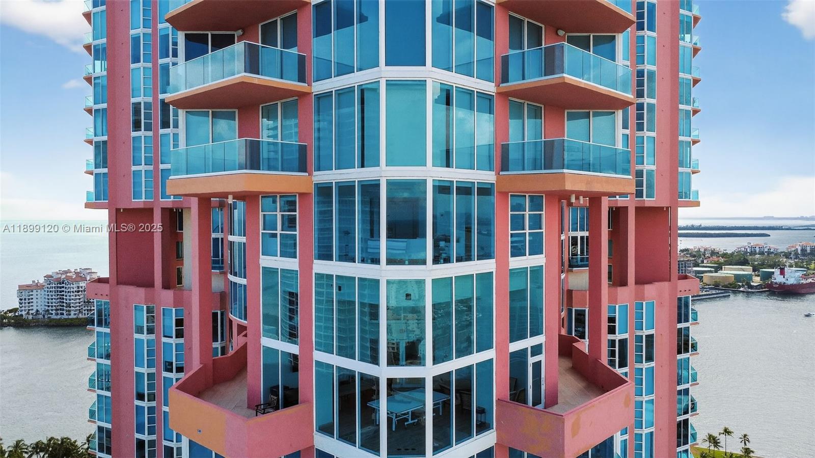 image Portofino Towers51