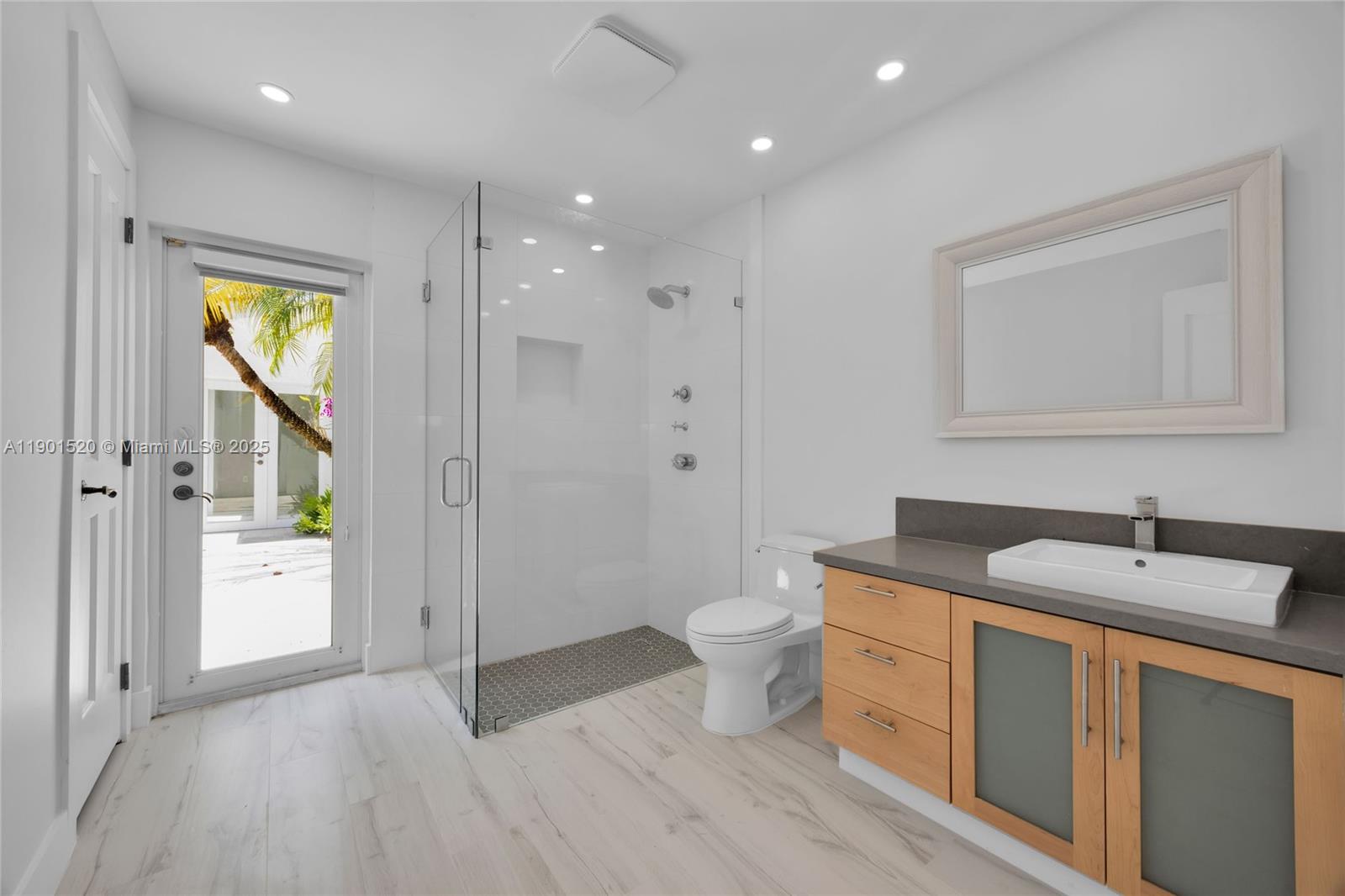 8303 Old Cutler Rd Coral Gables, FL 33143 8303 Old Cutler Rd Coral Gables, FL 33143