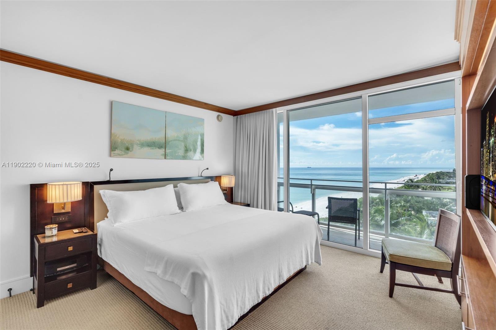 image Carillon Condo5