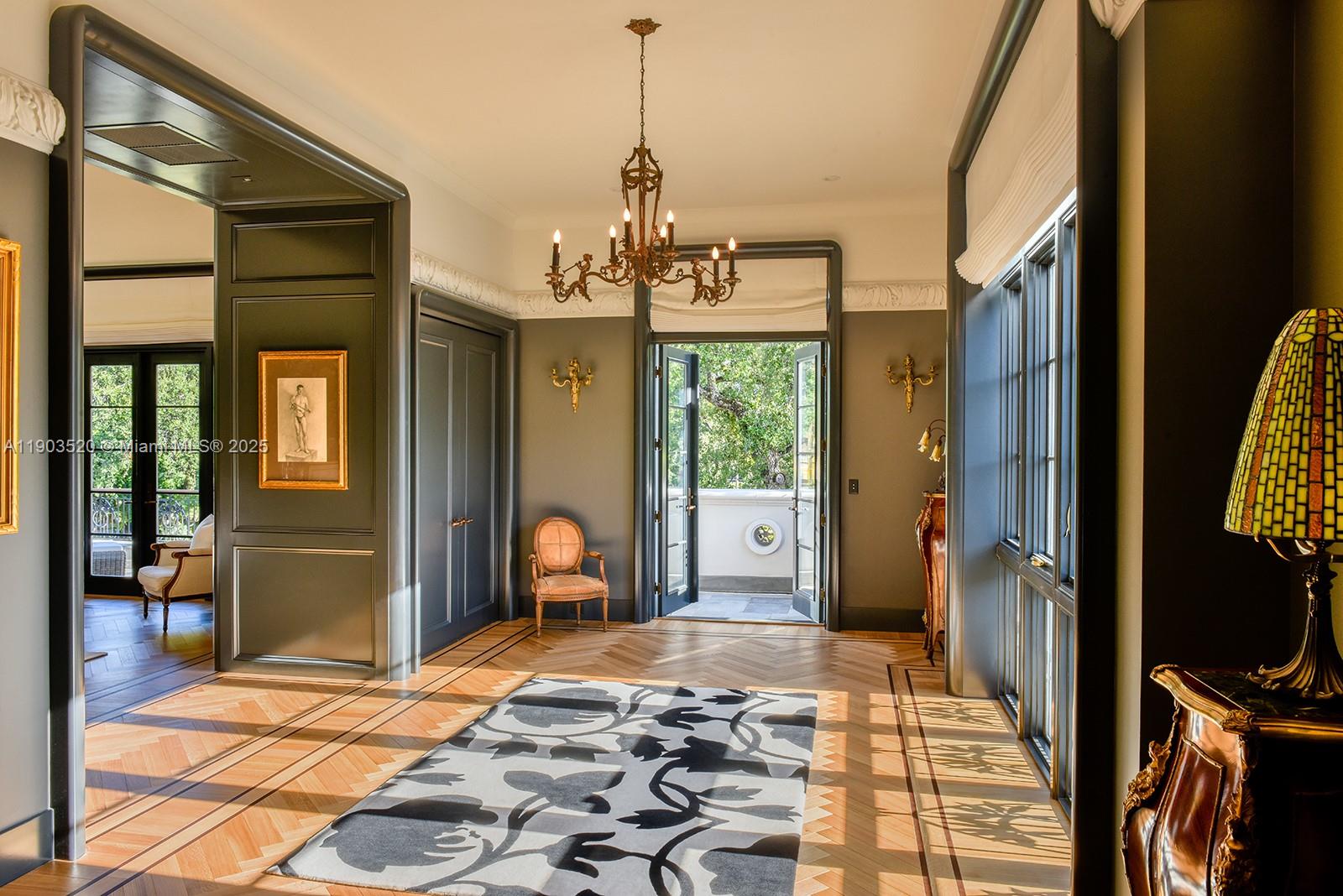 5771 SW 94th St Pinecrest, FL 33156