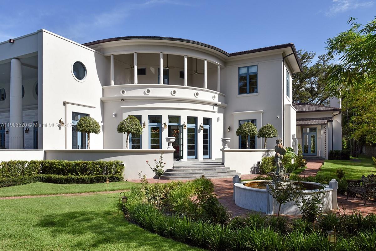 5771 SW 94th St Pinecrest, FL 33156