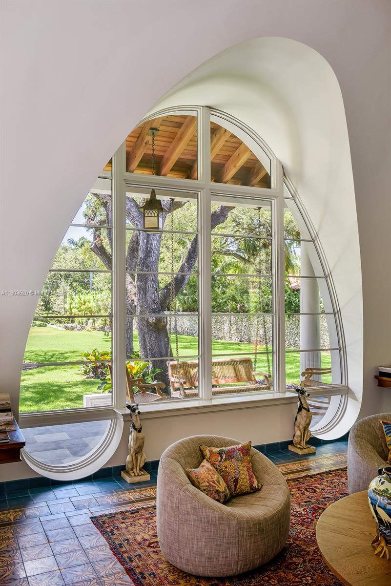 5771 SW 94th St Pinecrest, FL 33156