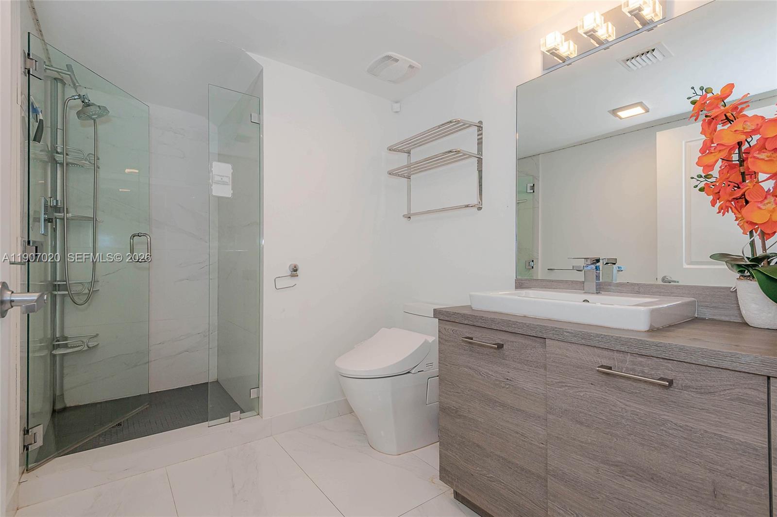 image 400 Sunny Isles10