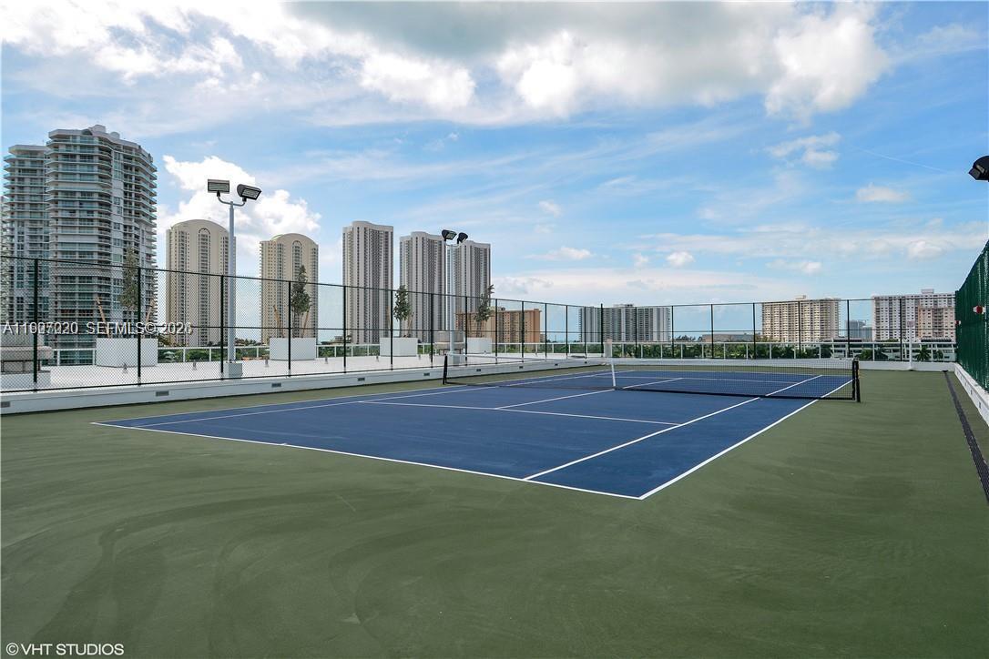 image 400 Sunny Isles30