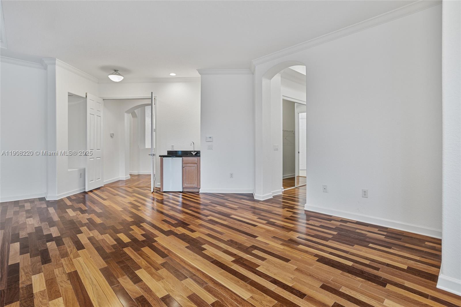 15852 SW 15th St Davie, FL 33326