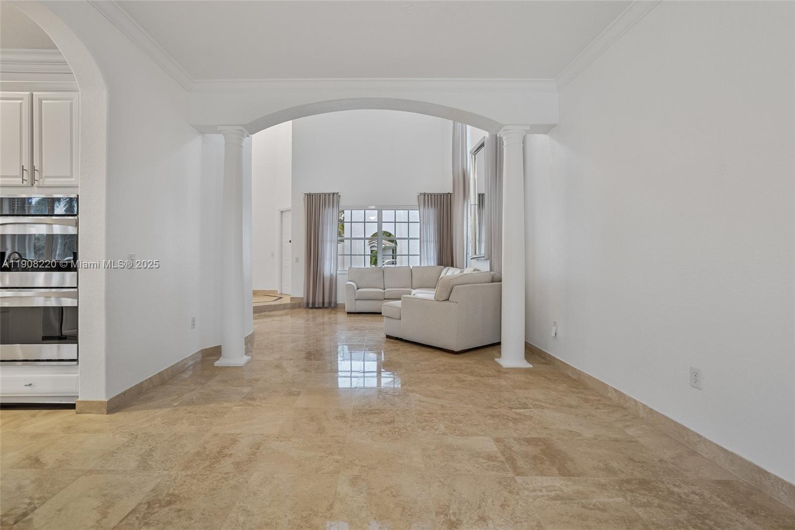 15852 SW 15th St Davie, FL 33326