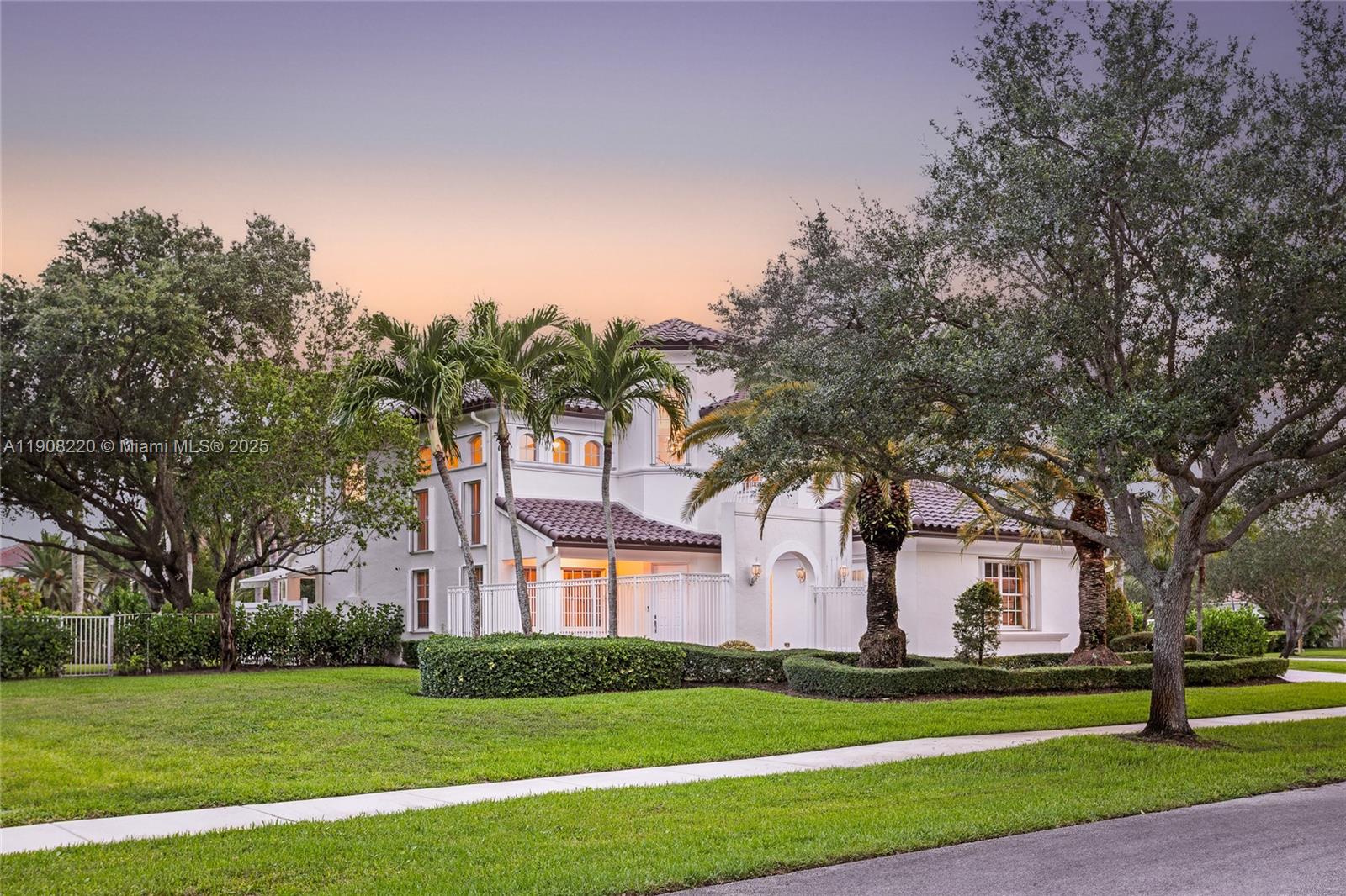 15852 SW 15th St Davie, FL 33326