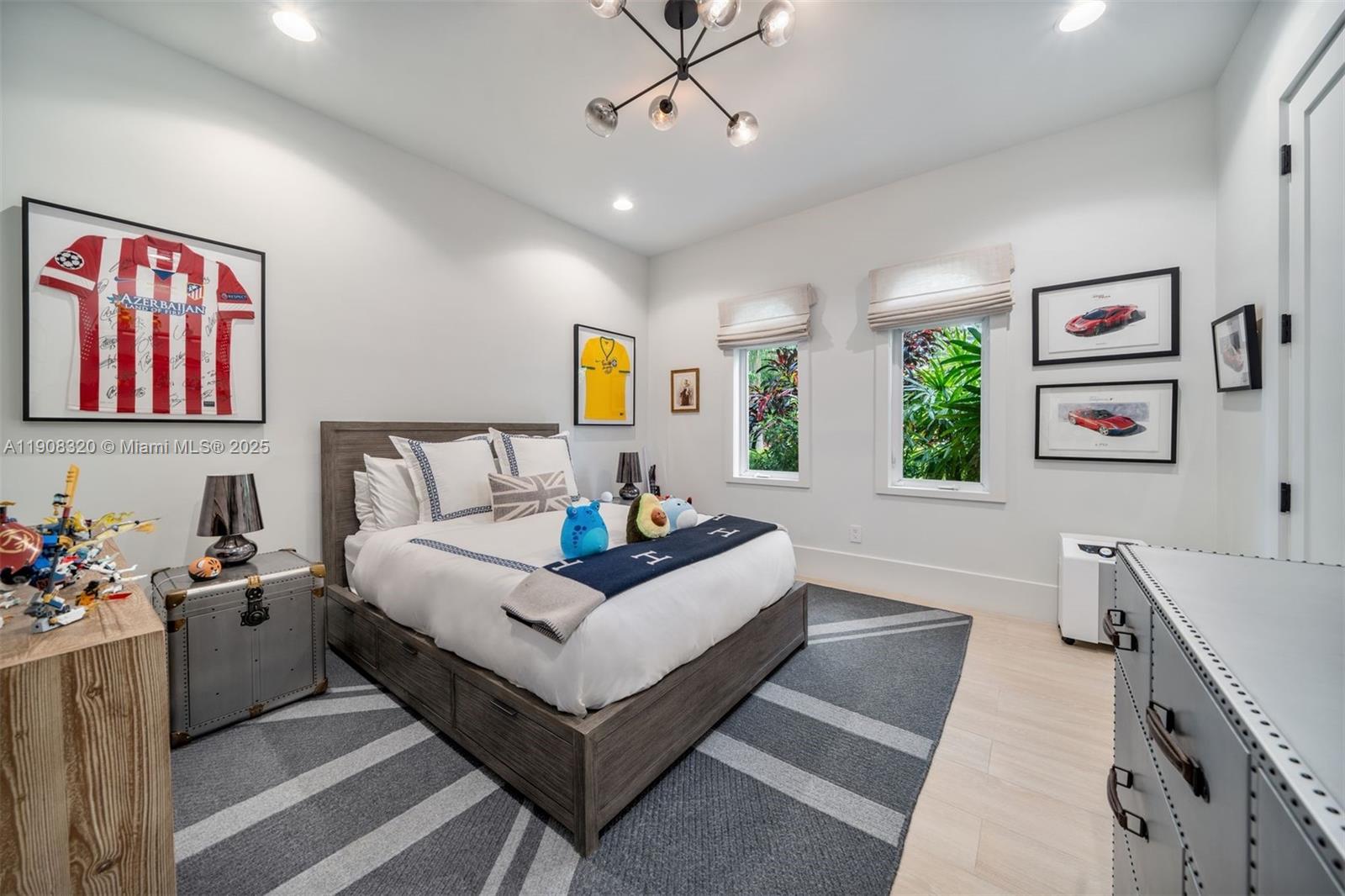 8900 SW 62nd Ct Pinecrest, FL 33156