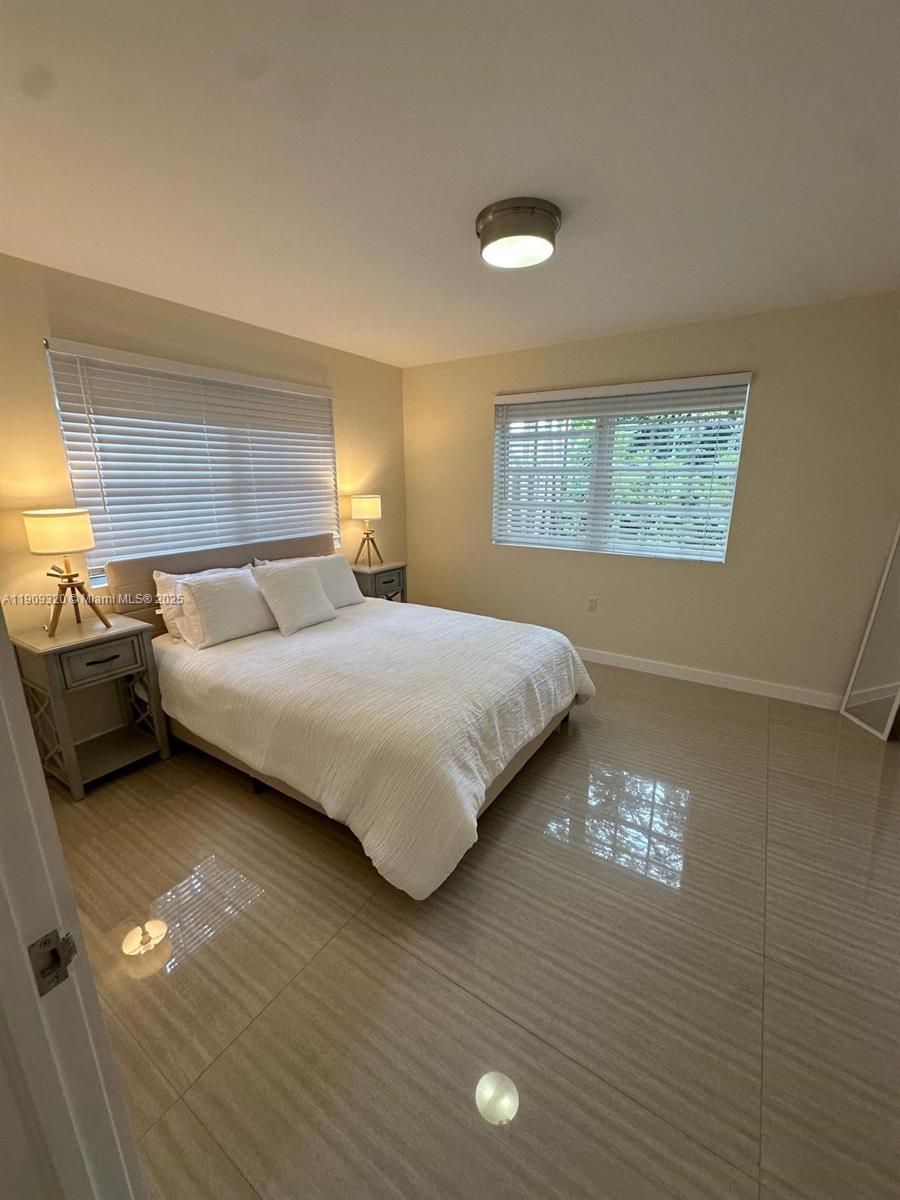 9464 Abbott Ave Surfside, FL 33154