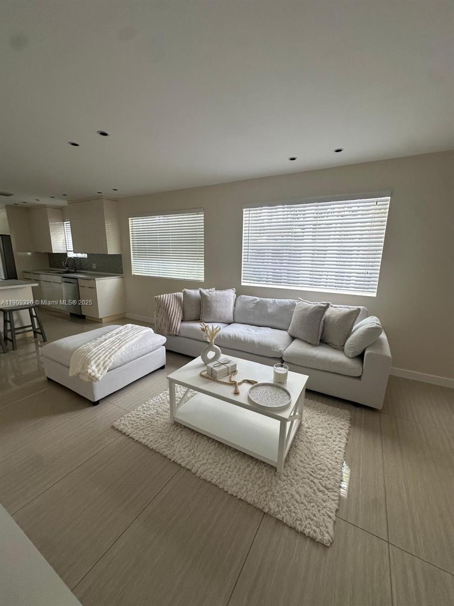 9464 Abbott Ave Surfside, FL 33154