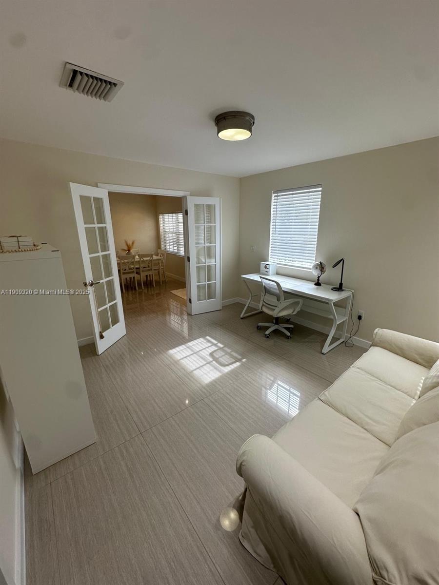 9464 Abbott Ave Surfside, FL 33154