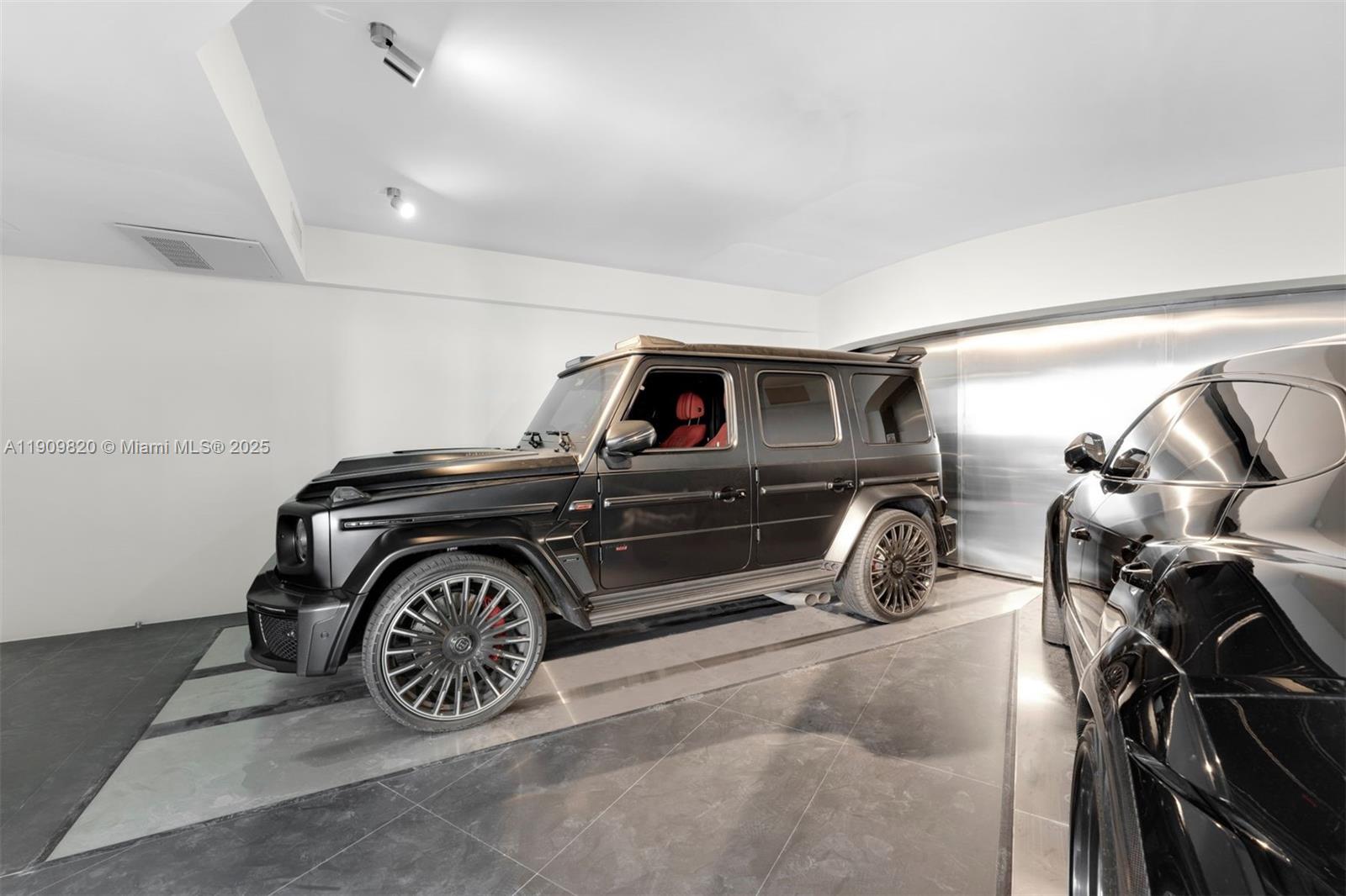 image Porsche Tower45