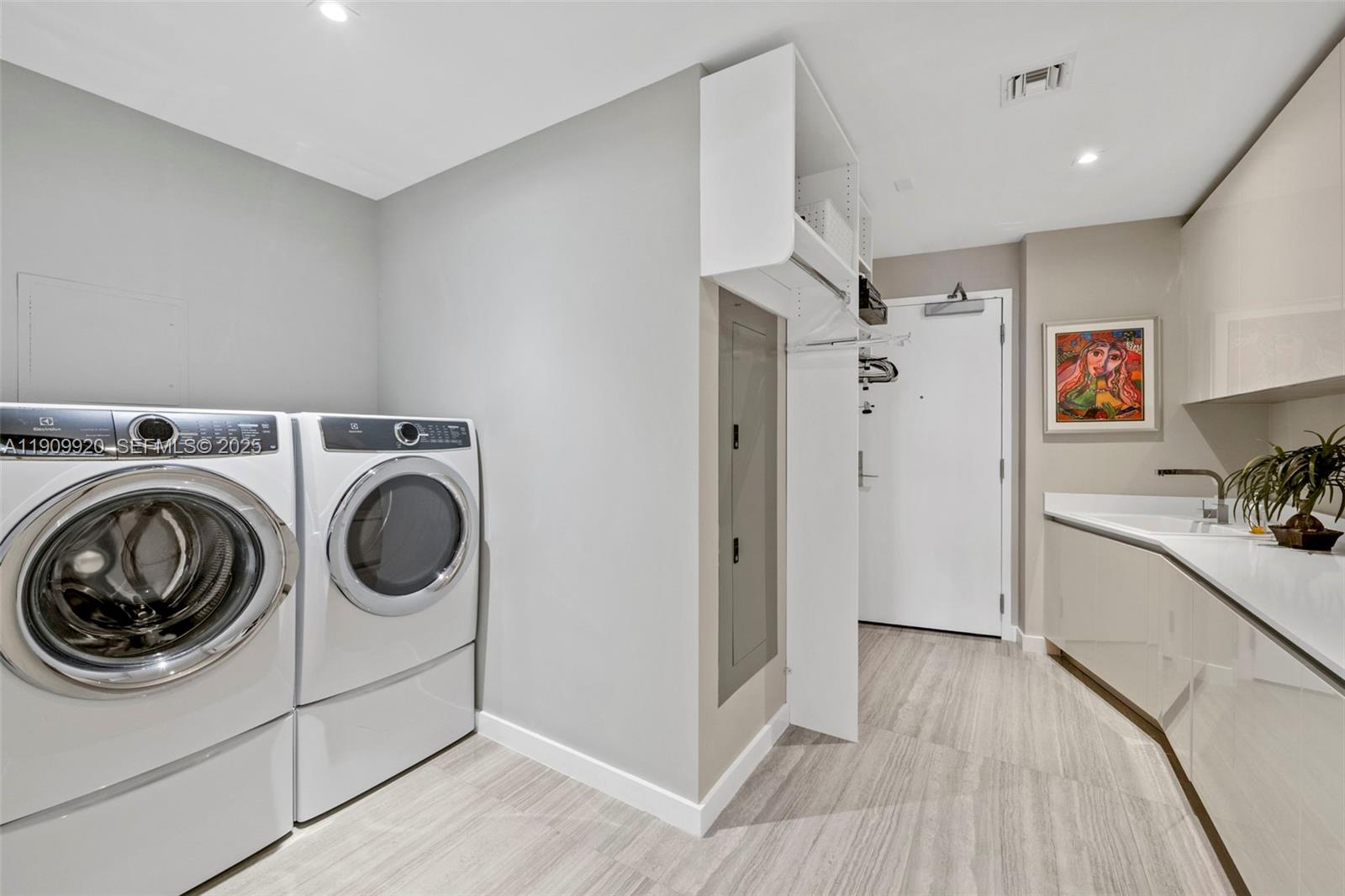 2200 N Ocean Blvd #N605 Fort Lauderdale, FL 33305