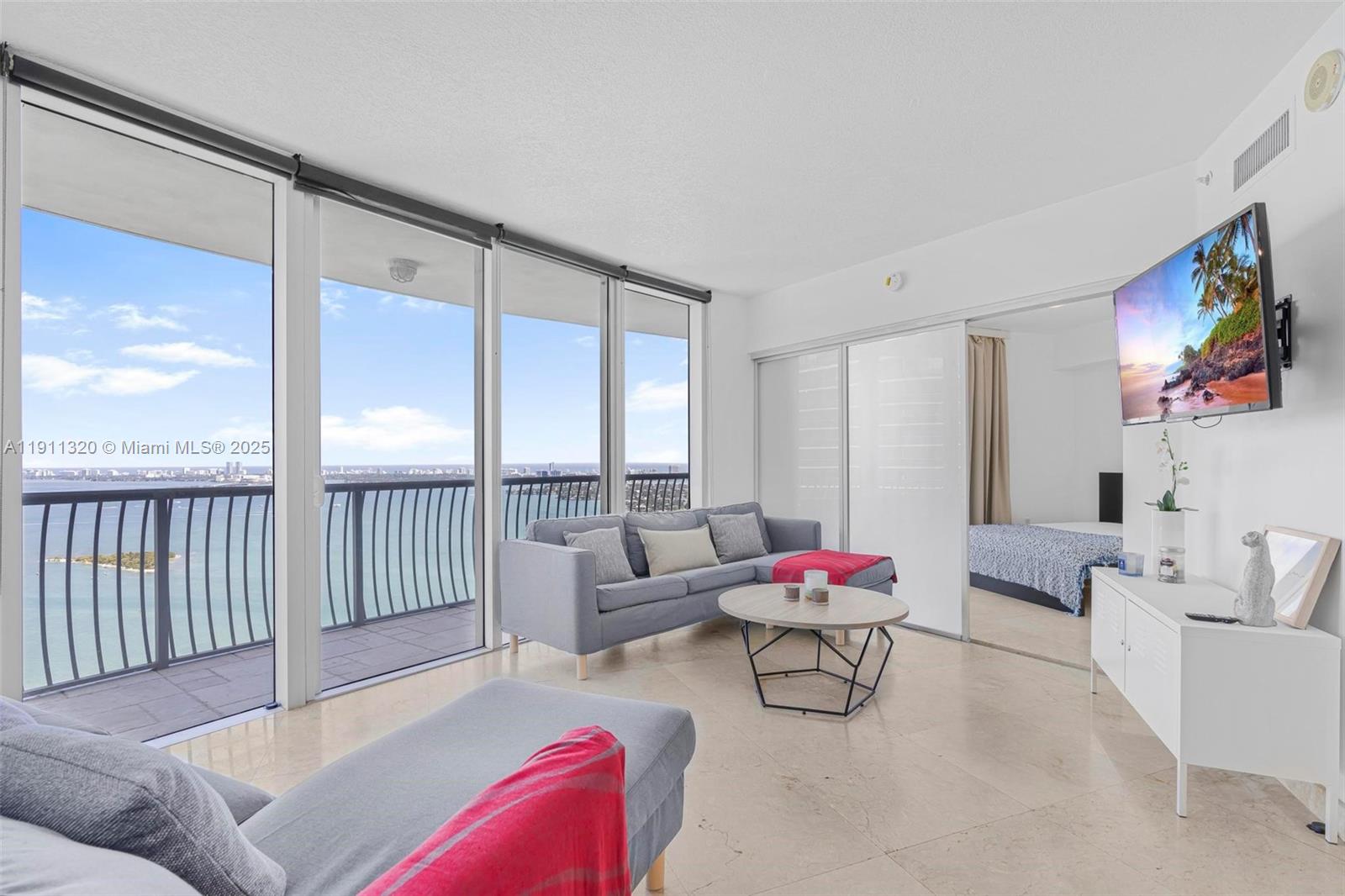 image Opera Tower Condo10