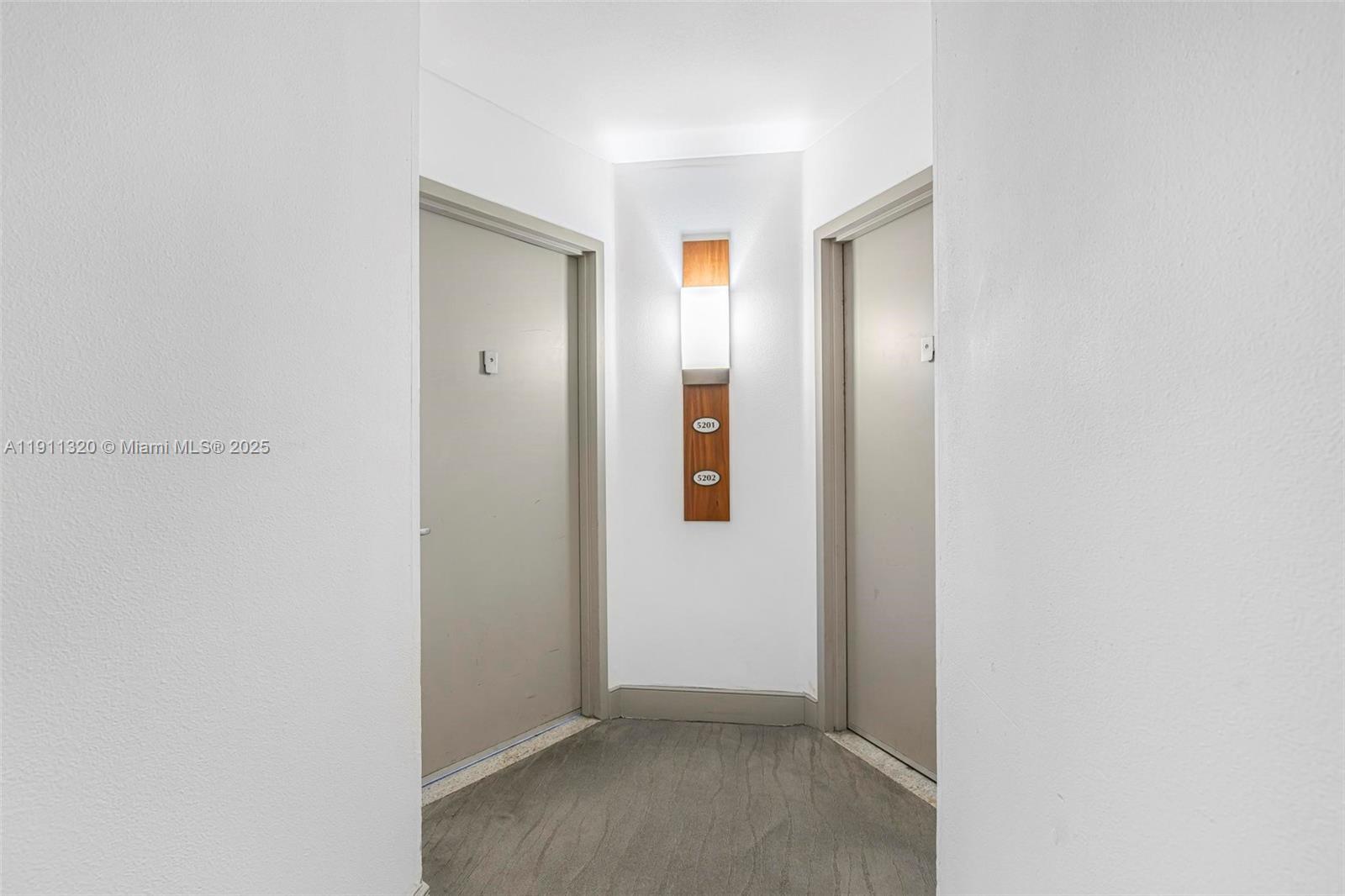 image Opera Tower Condo2