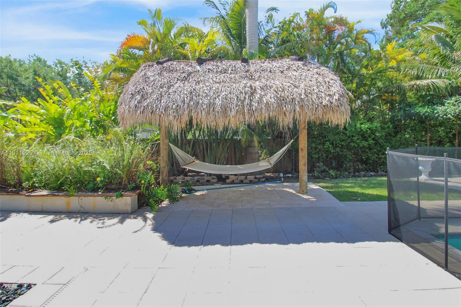 6900 SW 104th St Pinecrest, FL 33156