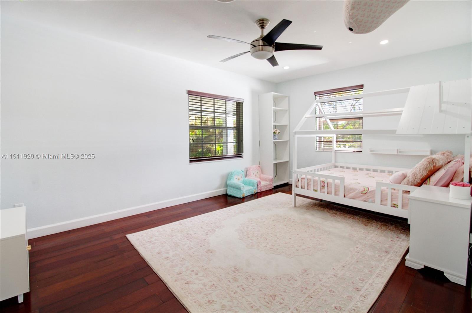 6900 SW 104th St Pinecrest, FL 33156