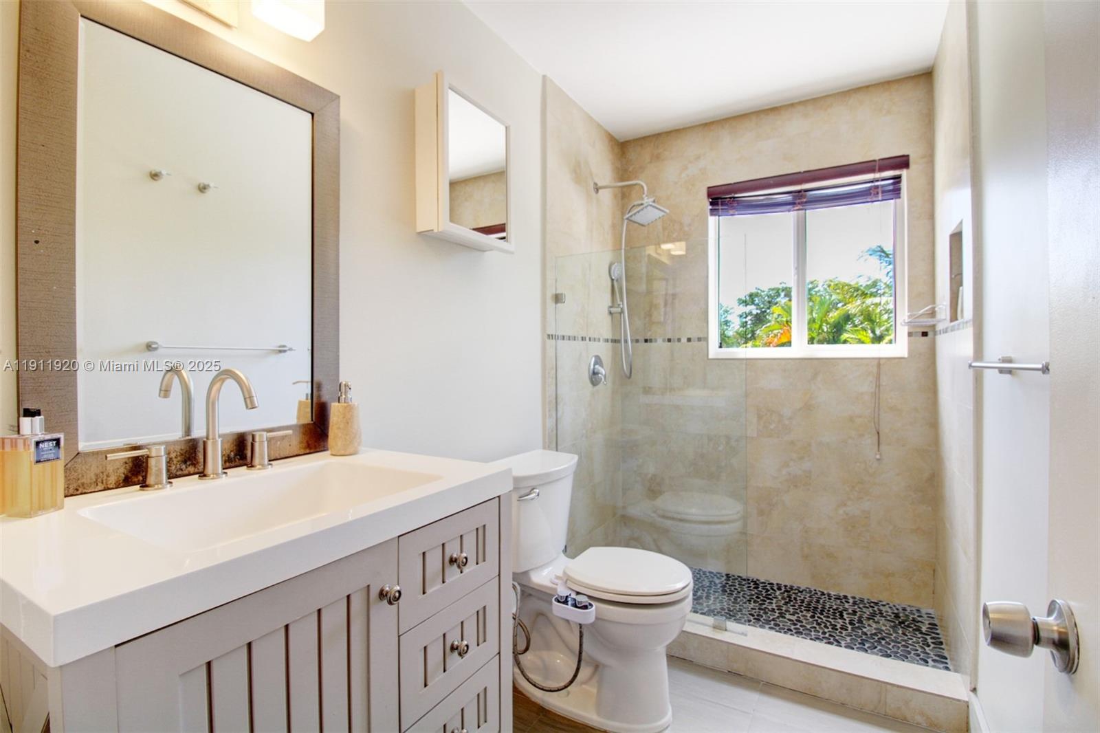 6900 SW 104th St Pinecrest, FL 33156