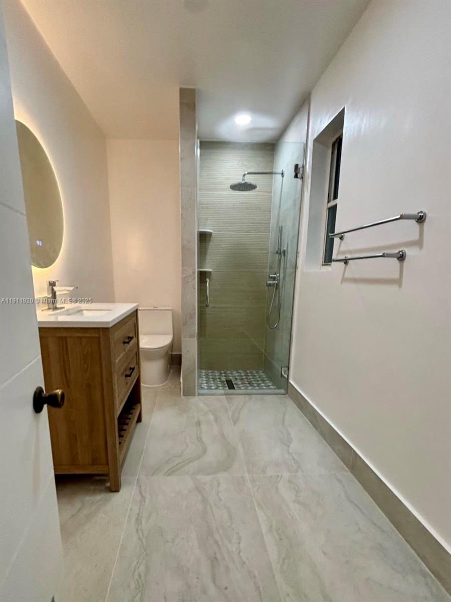 6900 SW 104th St Pinecrest, FL 33156