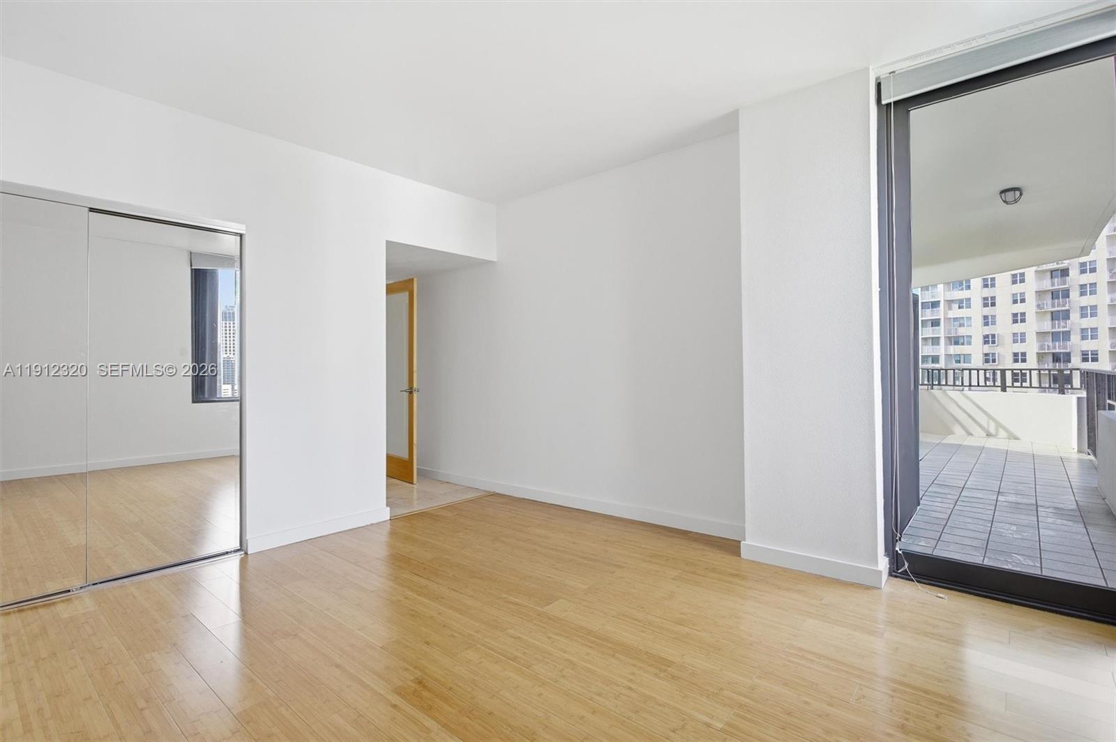 image Brickell Key One39