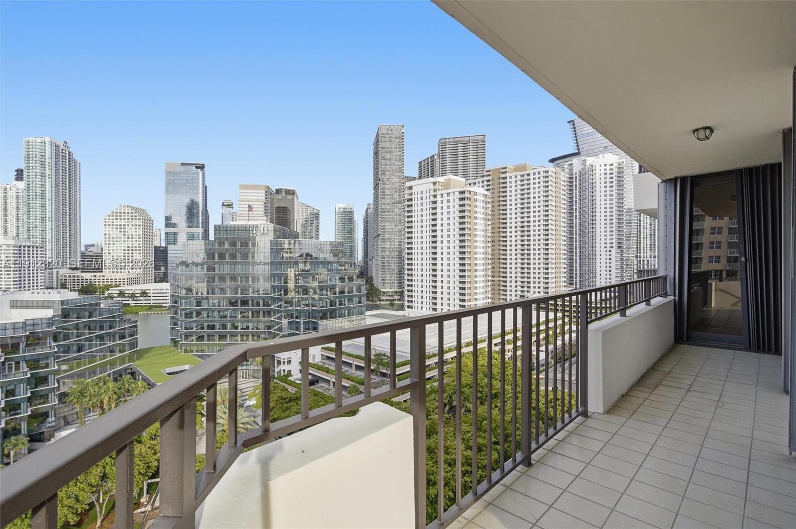 image Brickell Key One54