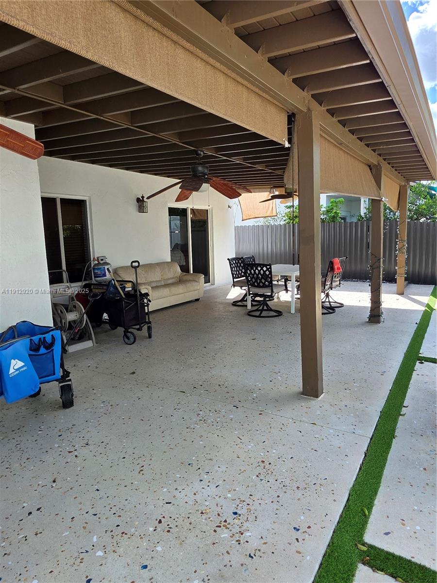 2066 SW 156th Ave Miami, FL 33185