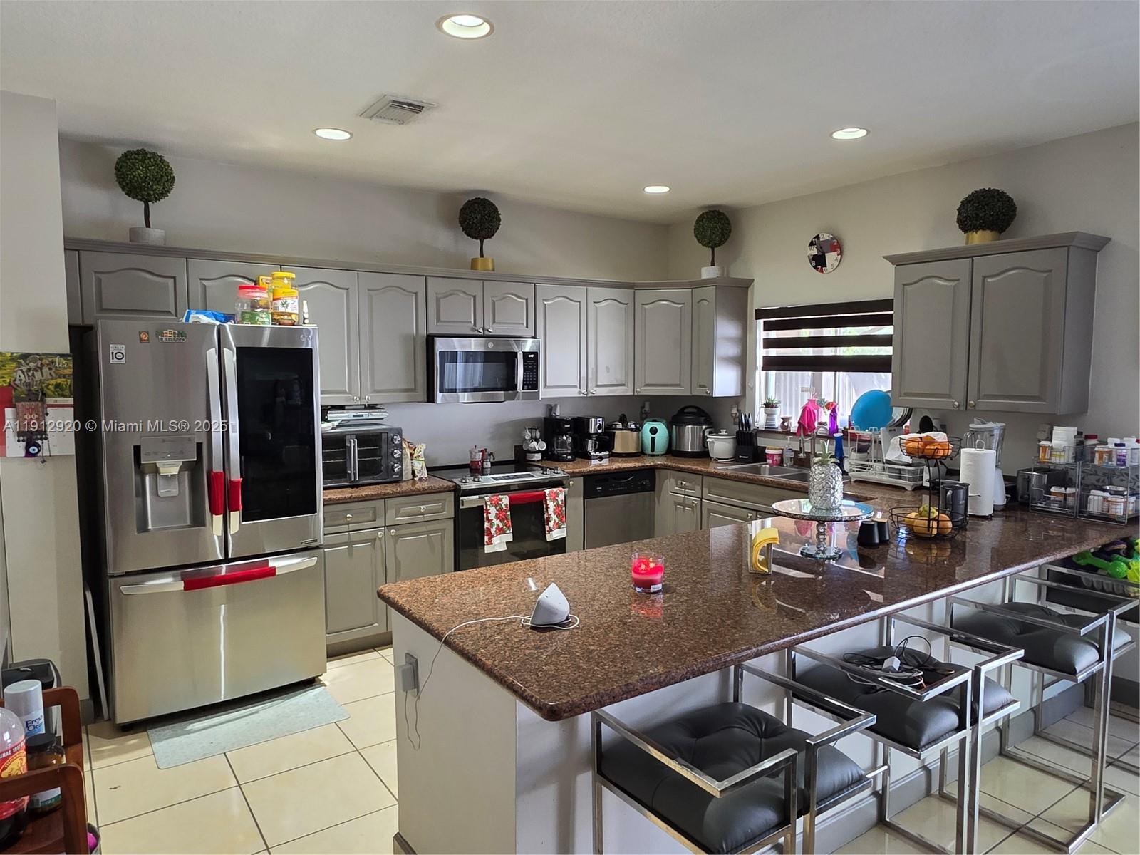 2066 SW 156th Ave Miami, FL 33185