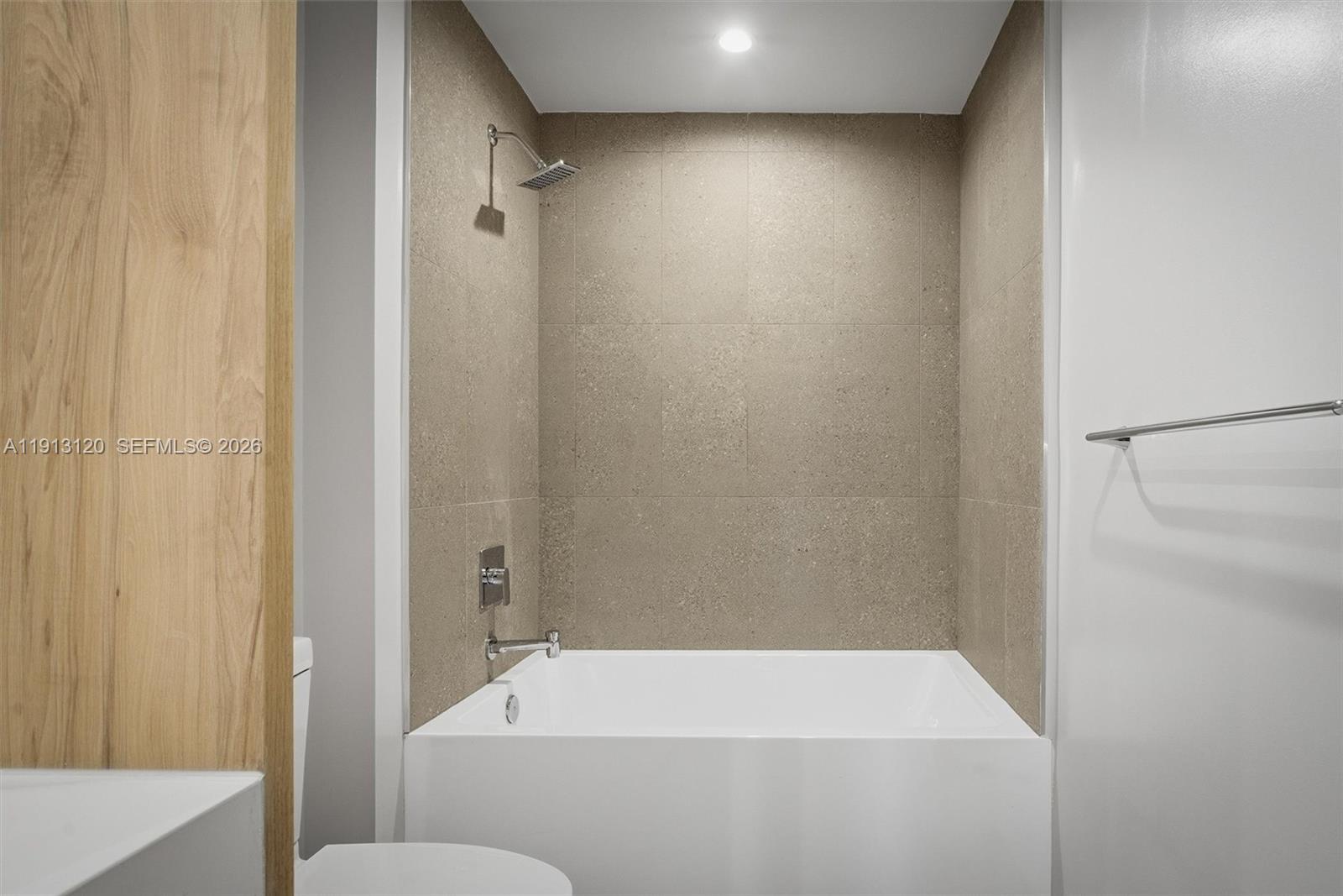 image The Crosby Miami Worldcenter25