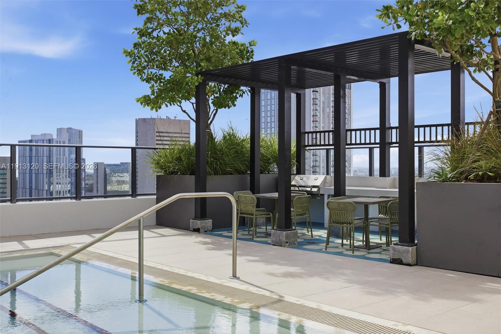 image The Crosby Miami Worldcenter36