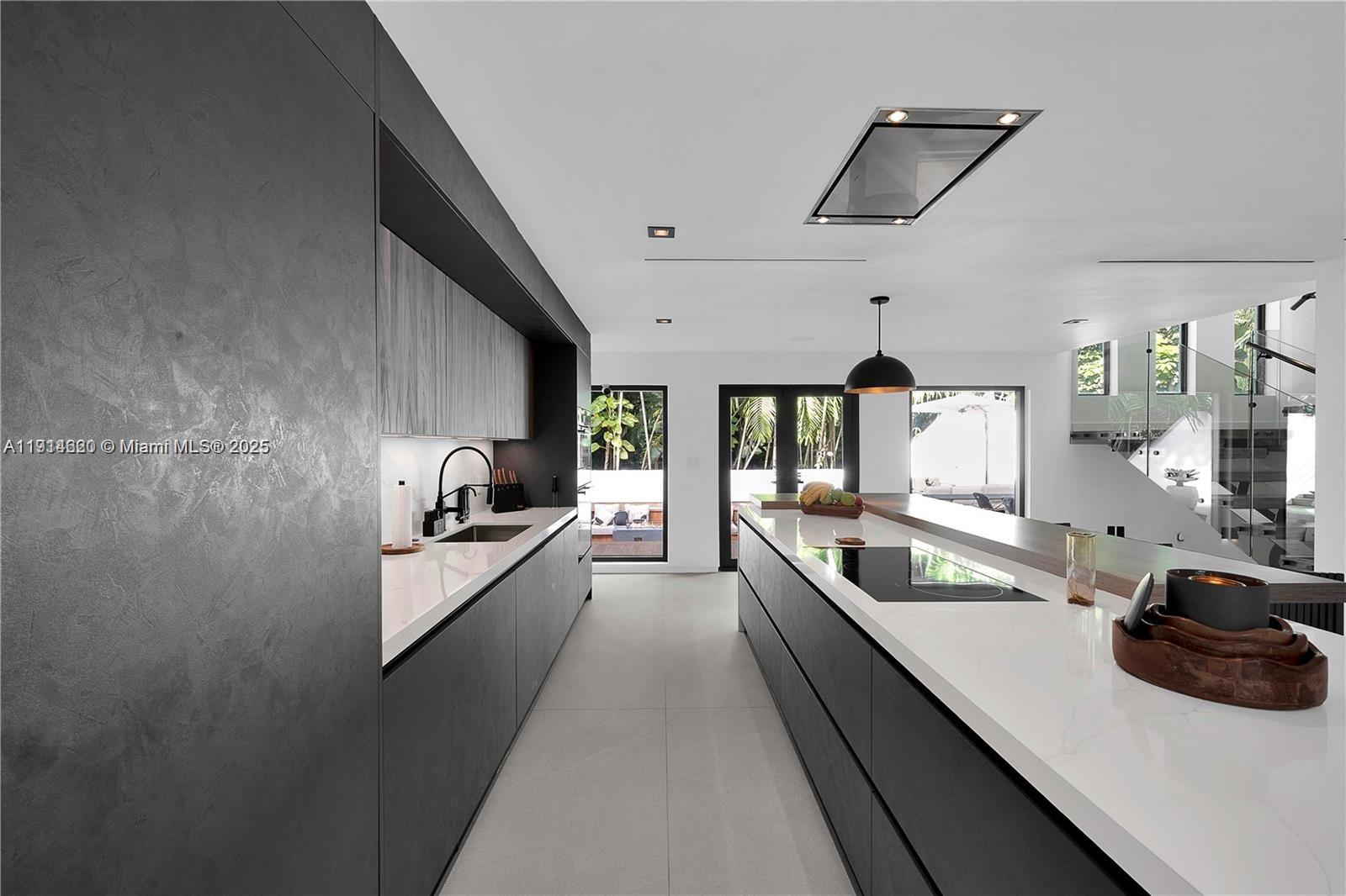 3760 S Douglas Rd Miami, FL 33133