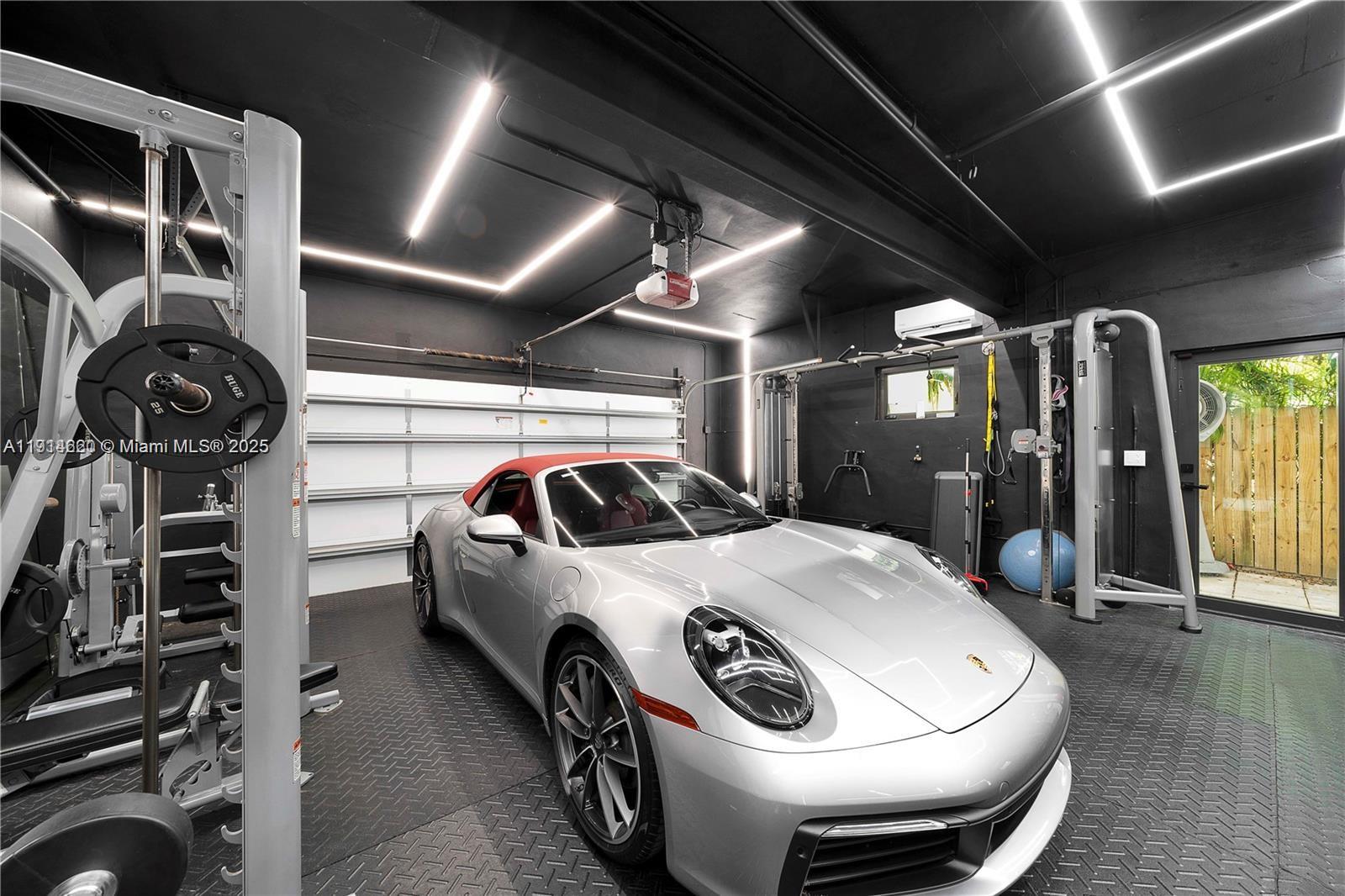 3760 S Douglas Rd Miami, FL 33133